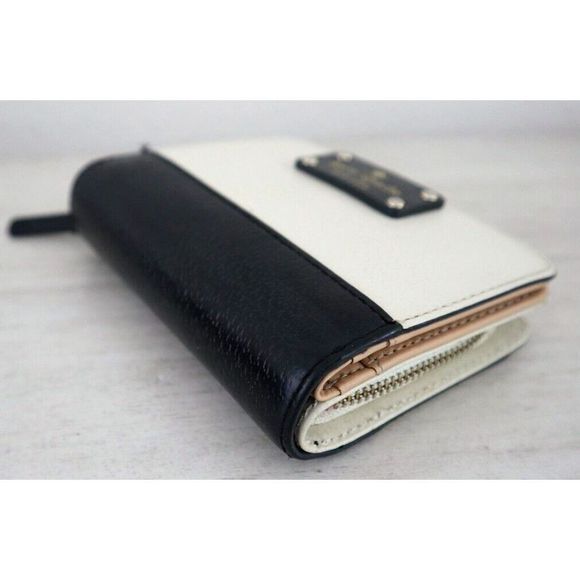 Kate Spade WLRU2212 Berkley Lane Cara Black/Porcelain Leather Zip Around Wallet - Picture 4 of 11